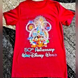 Women's Disney Shirt Size Medium